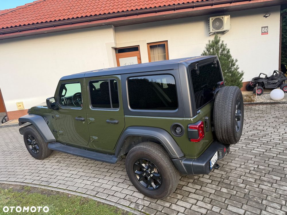 Jeep Wrangler - 11