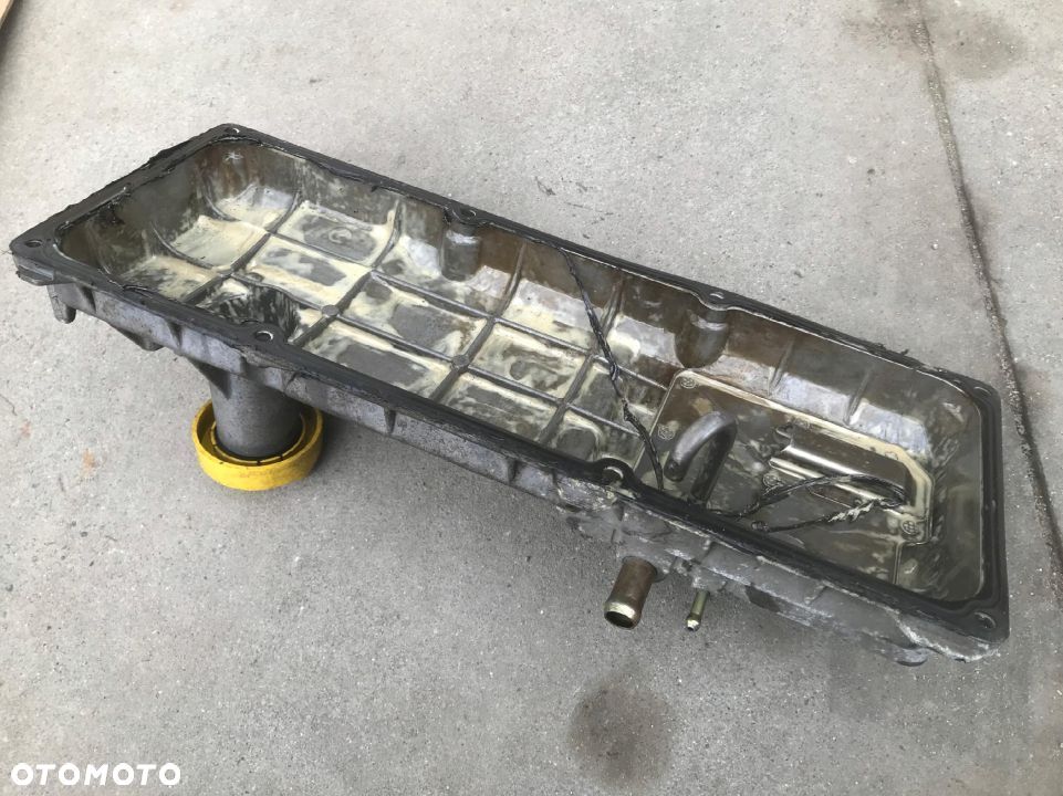 Pokrywa zaworów Renault THALIA CLIO II KANGOO 1.4b dekiel głowicy - 4