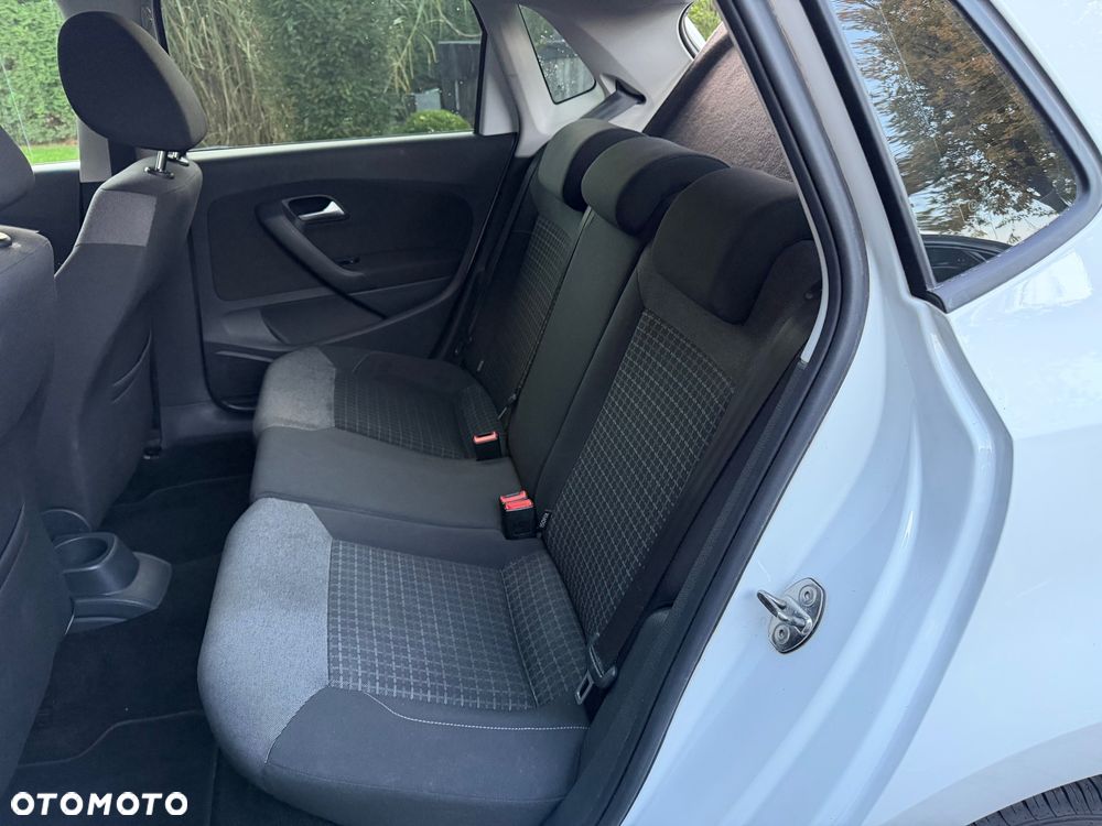 Volkswagen Polo - 24