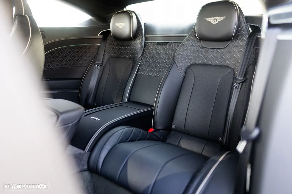 Bentley Continental GT W12 - 24