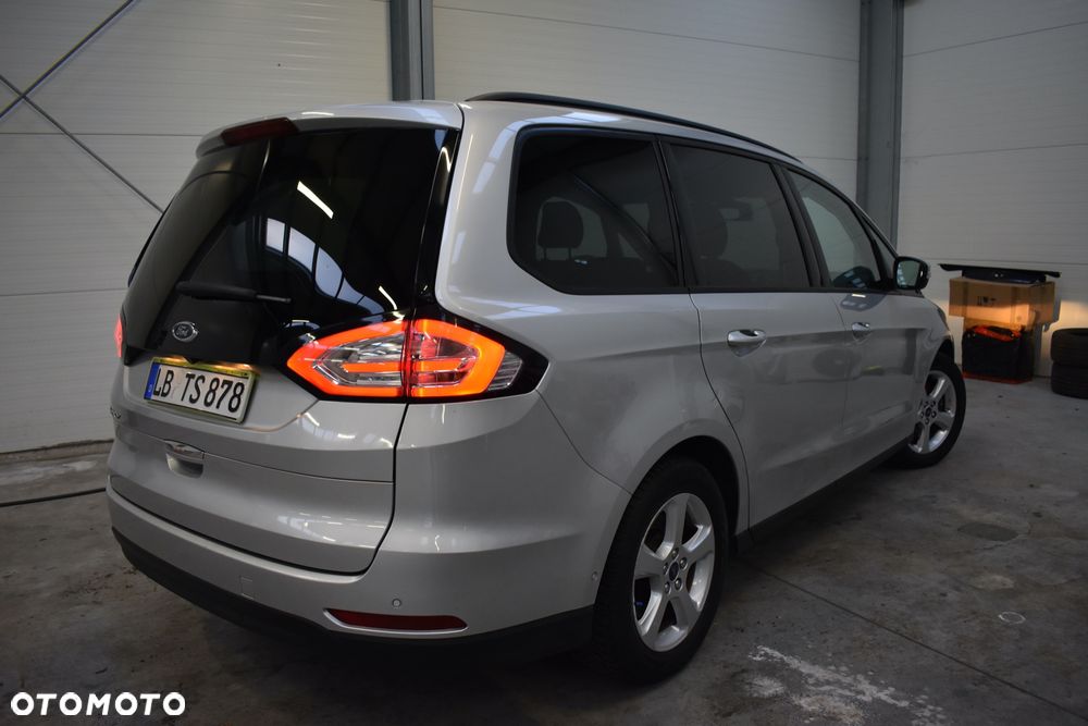 Ford Galaxy - 11