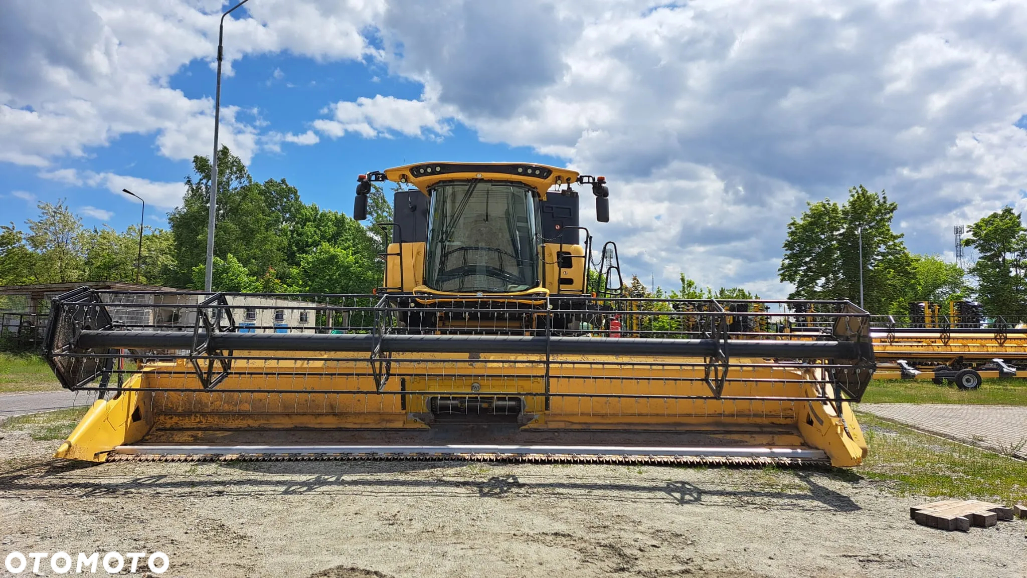 New Holland CR9.80 XTrack - 4