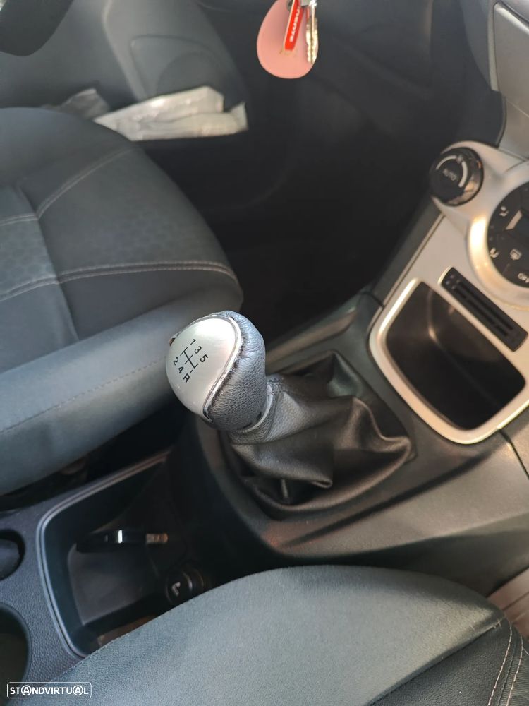 Ford Fiesta 1.6 TDCI Titanium - 9