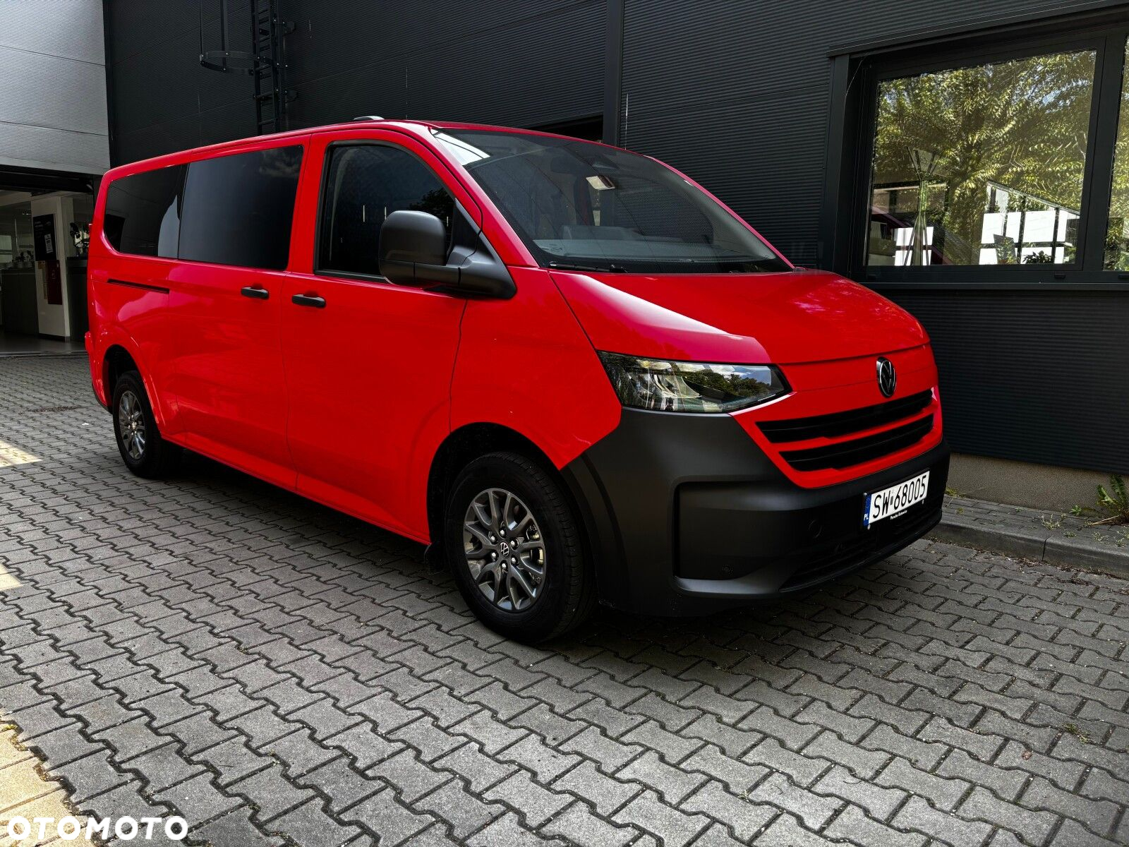 Volkswagen Nowa Caravelle 2.0 TDI 150 KM 6-manualna L2 - 2