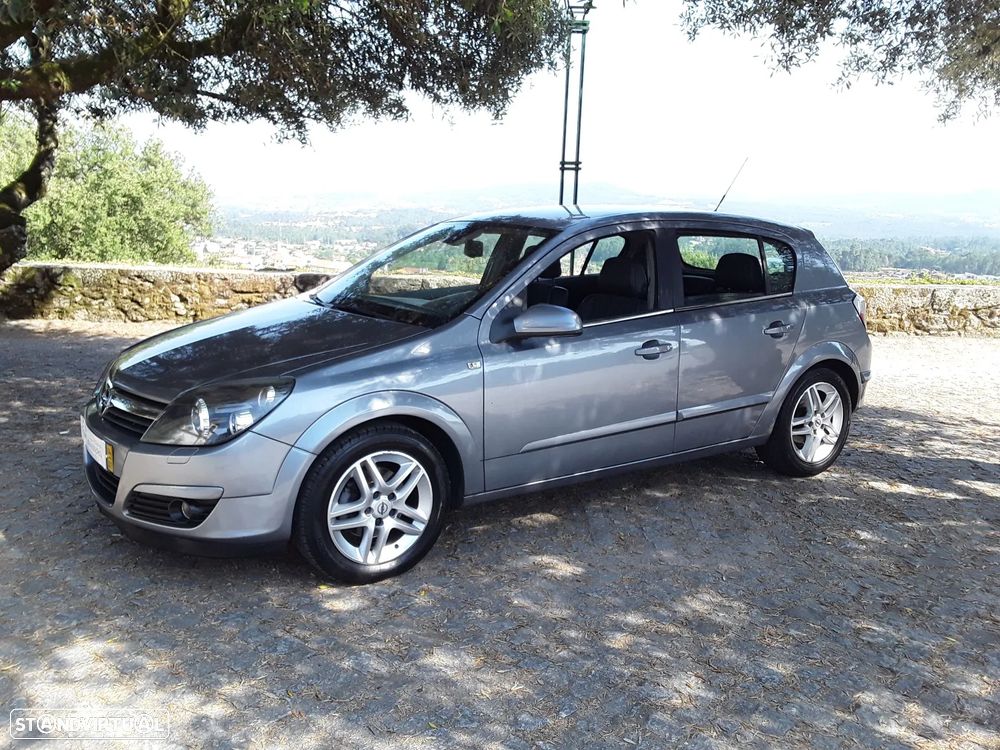 Opel Astra 1.7 CDTi Enjoy - 3