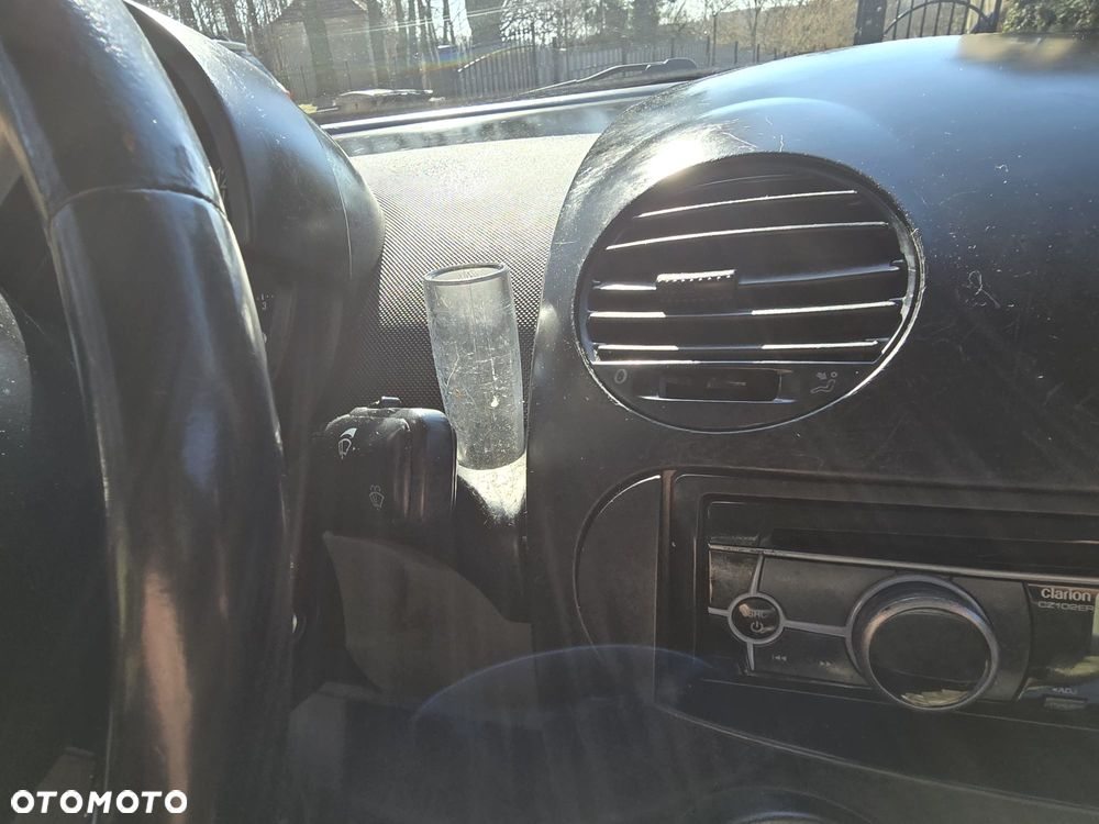 Volkswagen New Beetle - 6