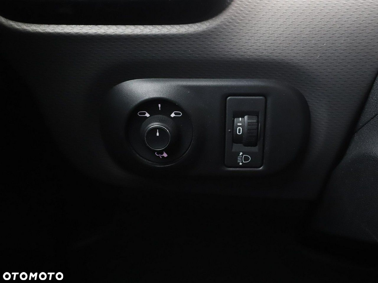 Citroën C4 Cactus 1.6 BlueHDi Feel - 32