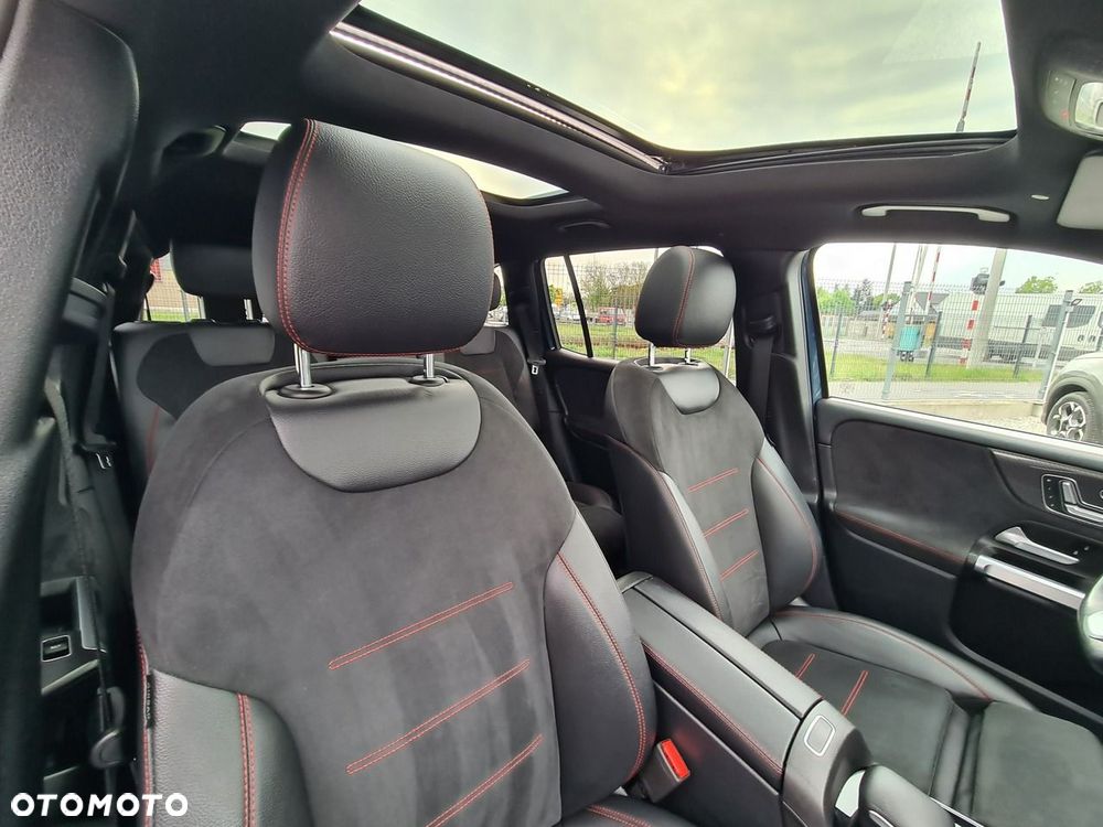 Mercedes-Benz GLB 200 d AMG Line 8G-DCT - 34