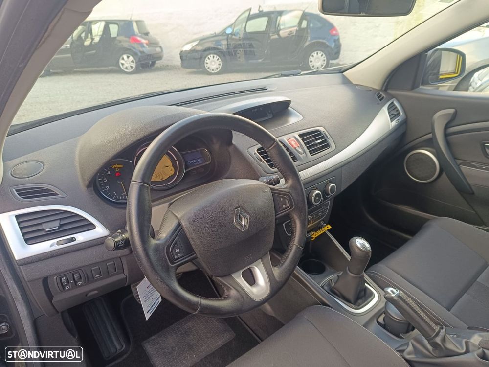 Renault Mégane 1.5 dCi Confort - 5