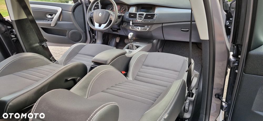 Renault Laguna - 26