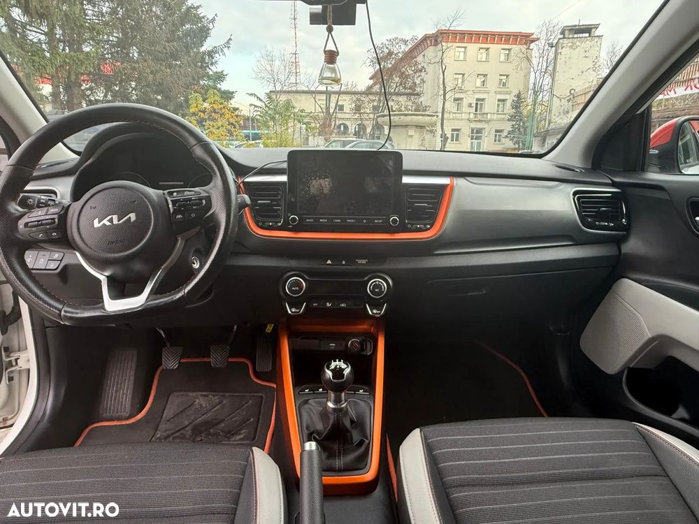 Kia Stonic 1.2 MPI 5MT Trend - 21