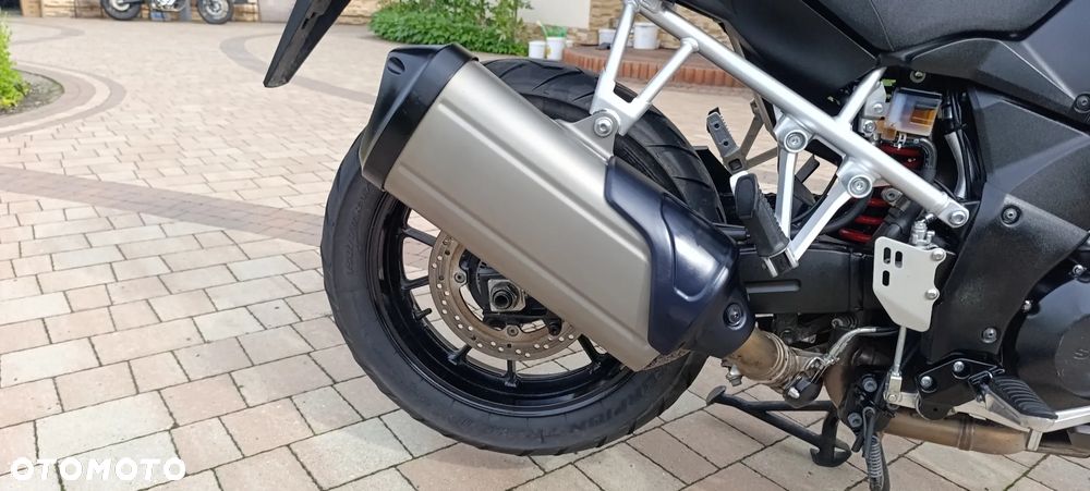 Suzuki V-STROM - 23
