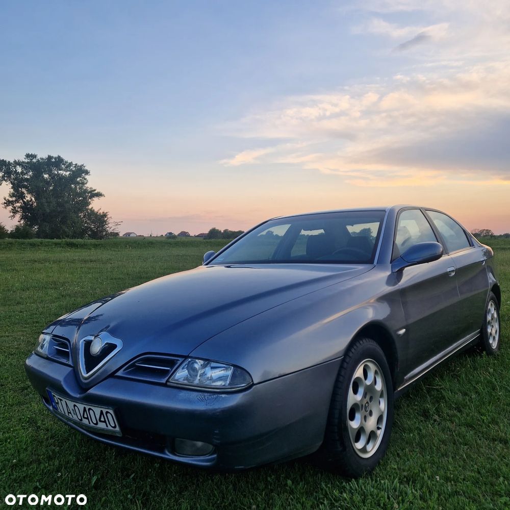 Alfa Romeo 166 2.0 TSpark 16V - 4