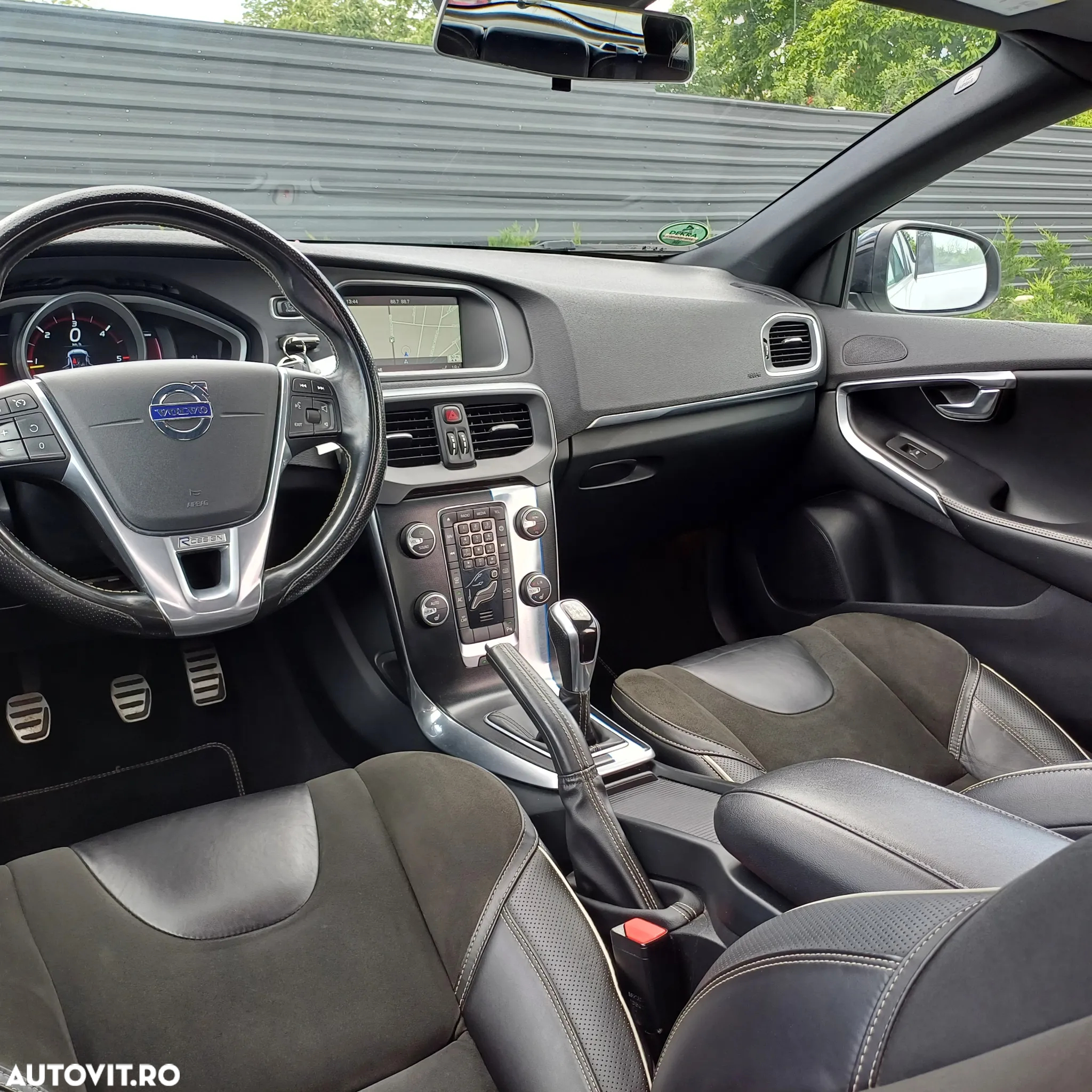 Volvo V40 D2 RDesign - 13