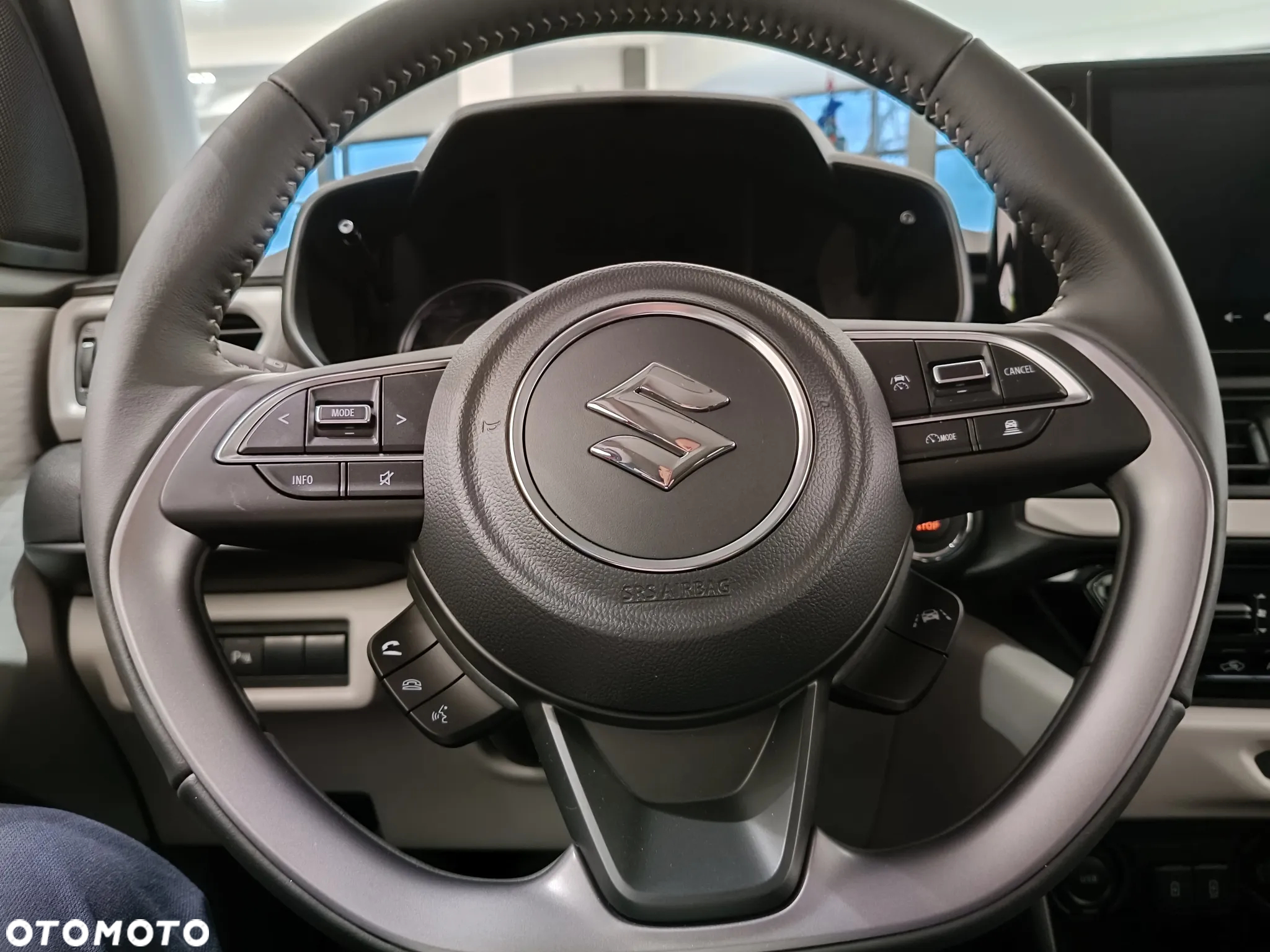 Suzuki Swift 1.2 Dualjet SHVS Premium Plus CVT - 9