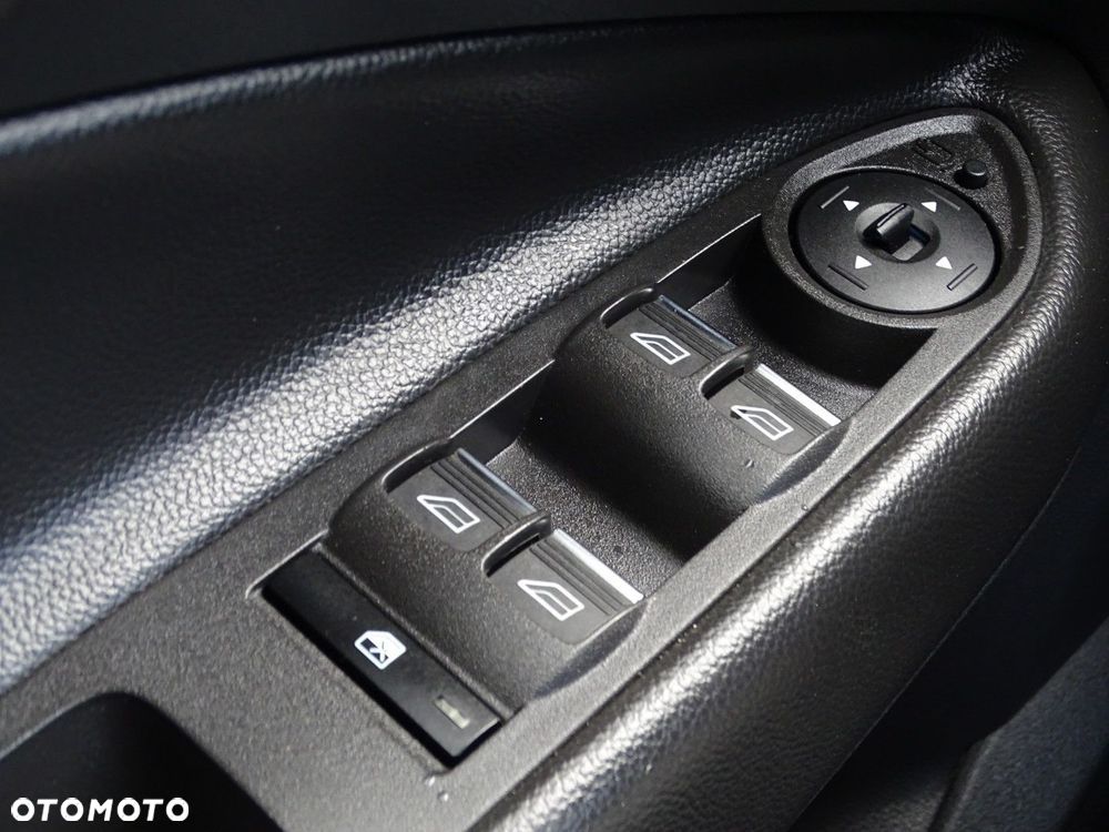 Ford Kuga 2.0 TDCi AWD ST-Line - 25