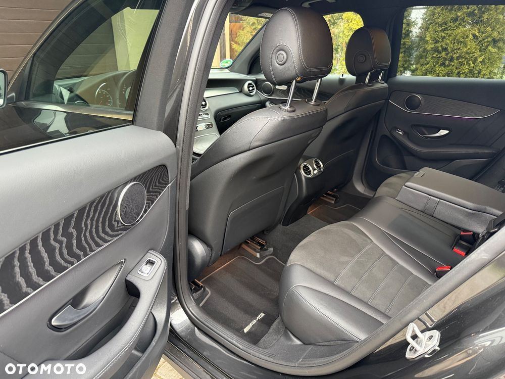 Mercedes-Benz GLC 220 d 4Matic 9G-TRONIC AMG Line - 30