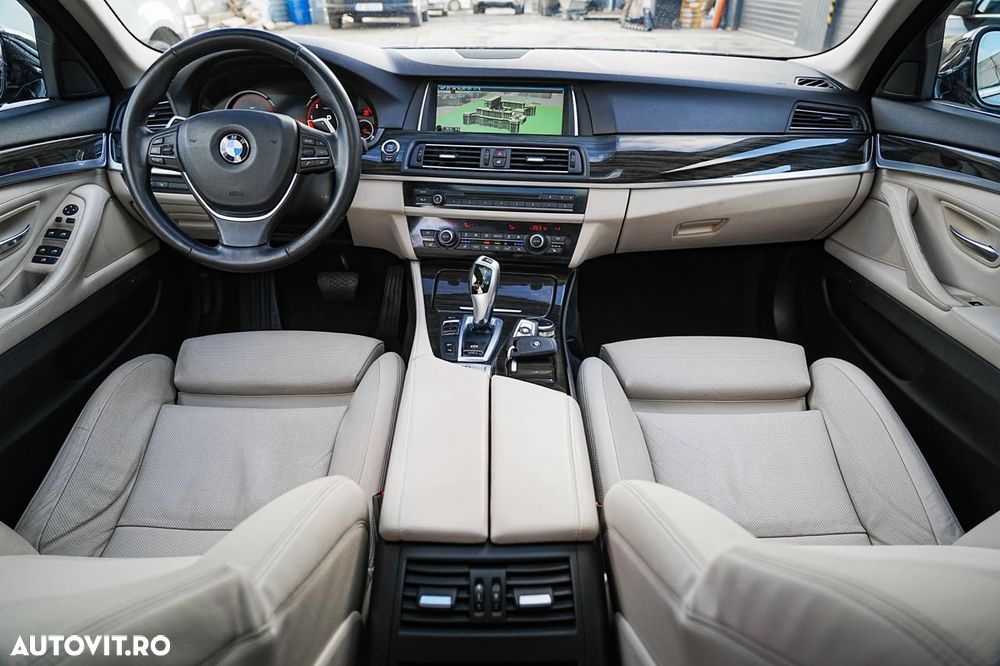 BMW Seria 5 520d xDrive - 25