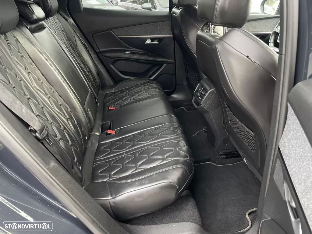 Peugeot 3008 1.5 BlueHDi GT Line EAT8 - 23