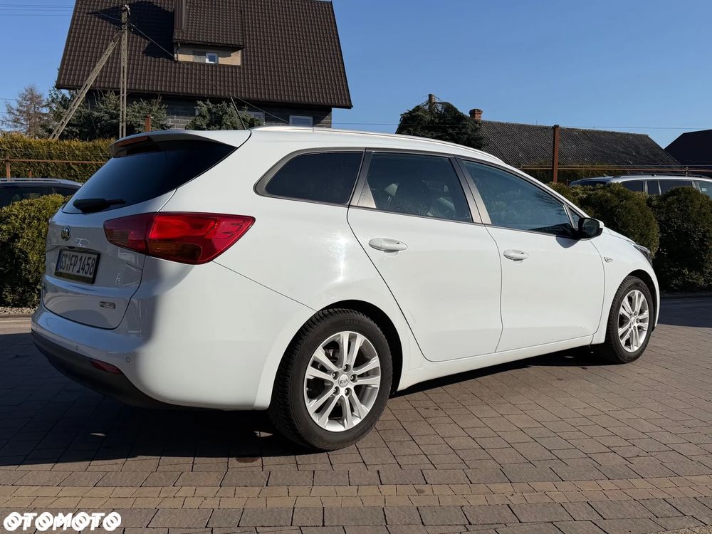 Kia Ceed 1.6 GDI Spirit - 3