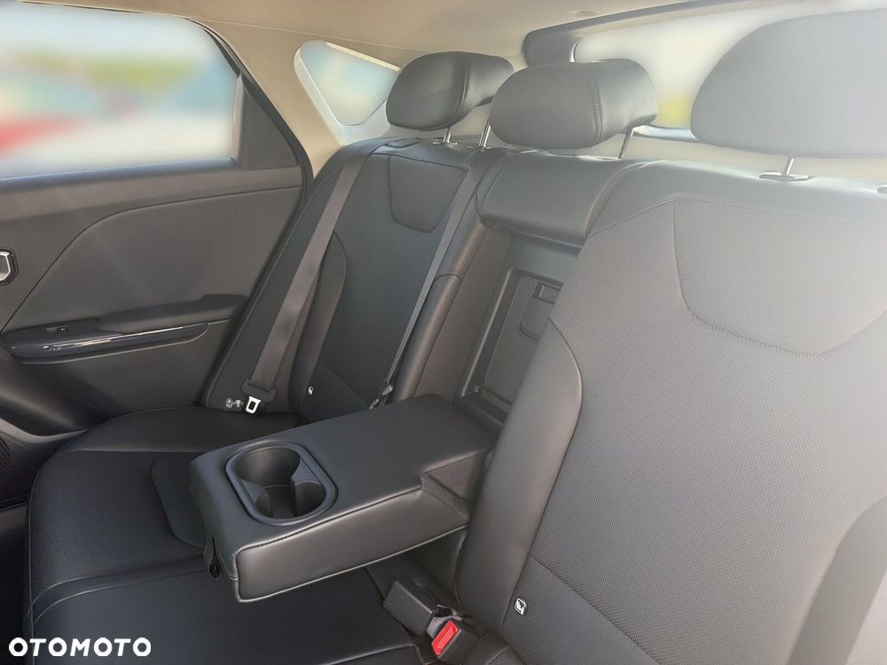 Kia K4 1.6 T-GDI L - 17