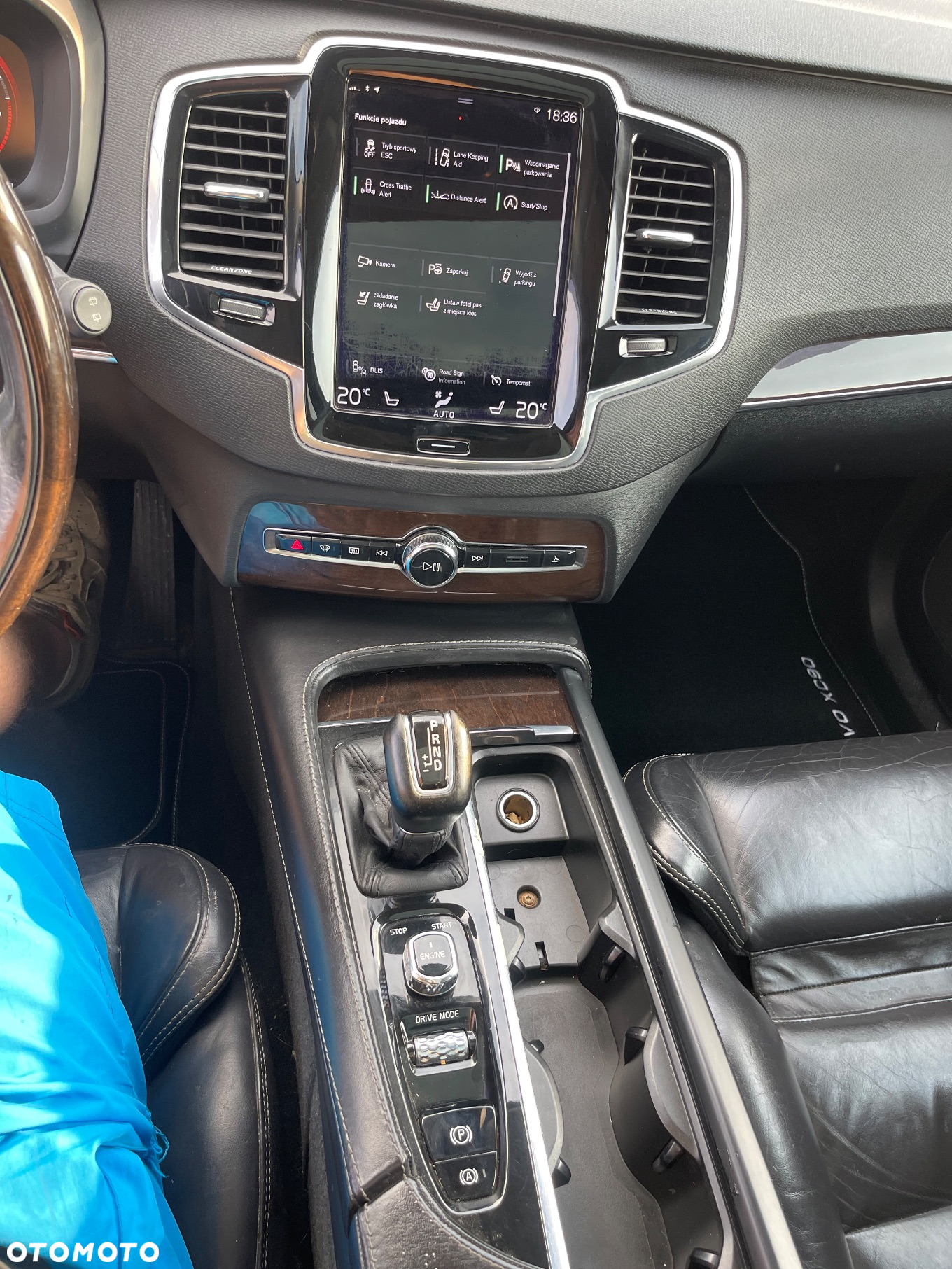 Volvo XC 90 T6 AWD Momentum 7os - 7