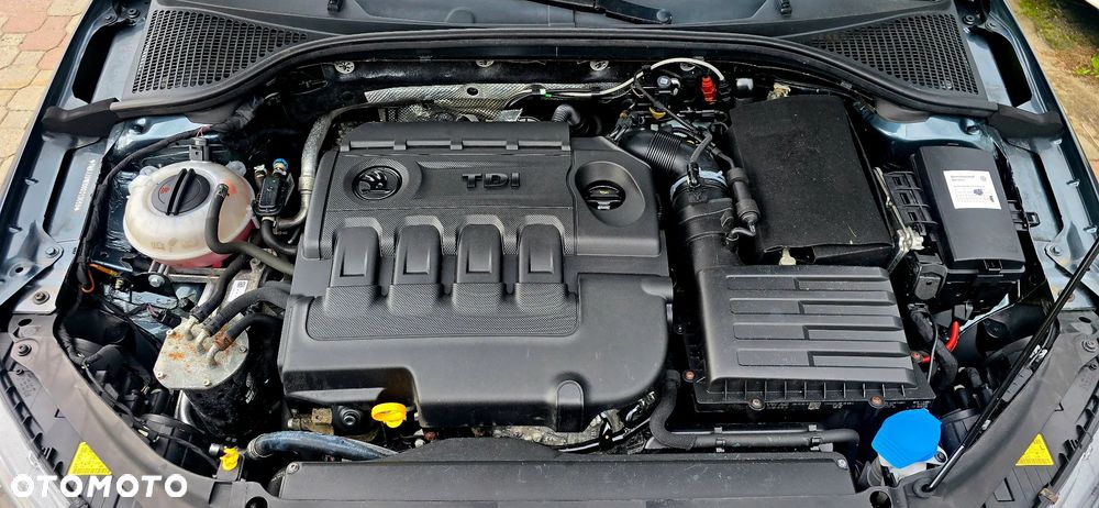 Skoda Octavia 2.0 TDI Elegance - 30