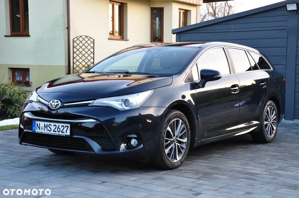 Toyota Avensis Touring Sports 1.8 Edition-S - 4
