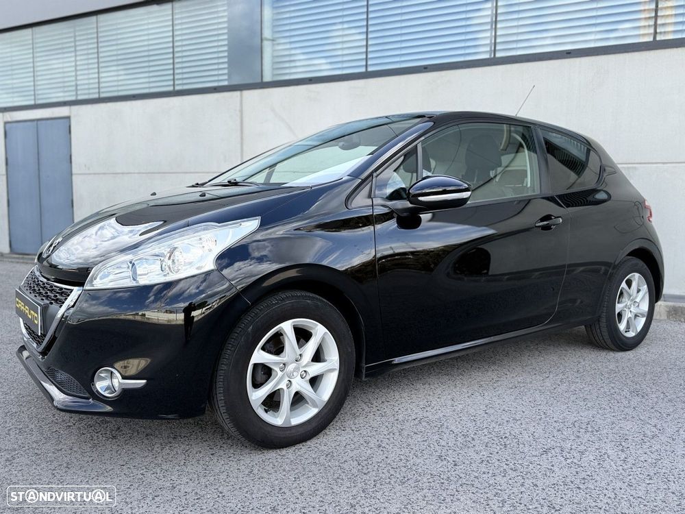 Peugeot 208 1.2 PureTech Active - 12