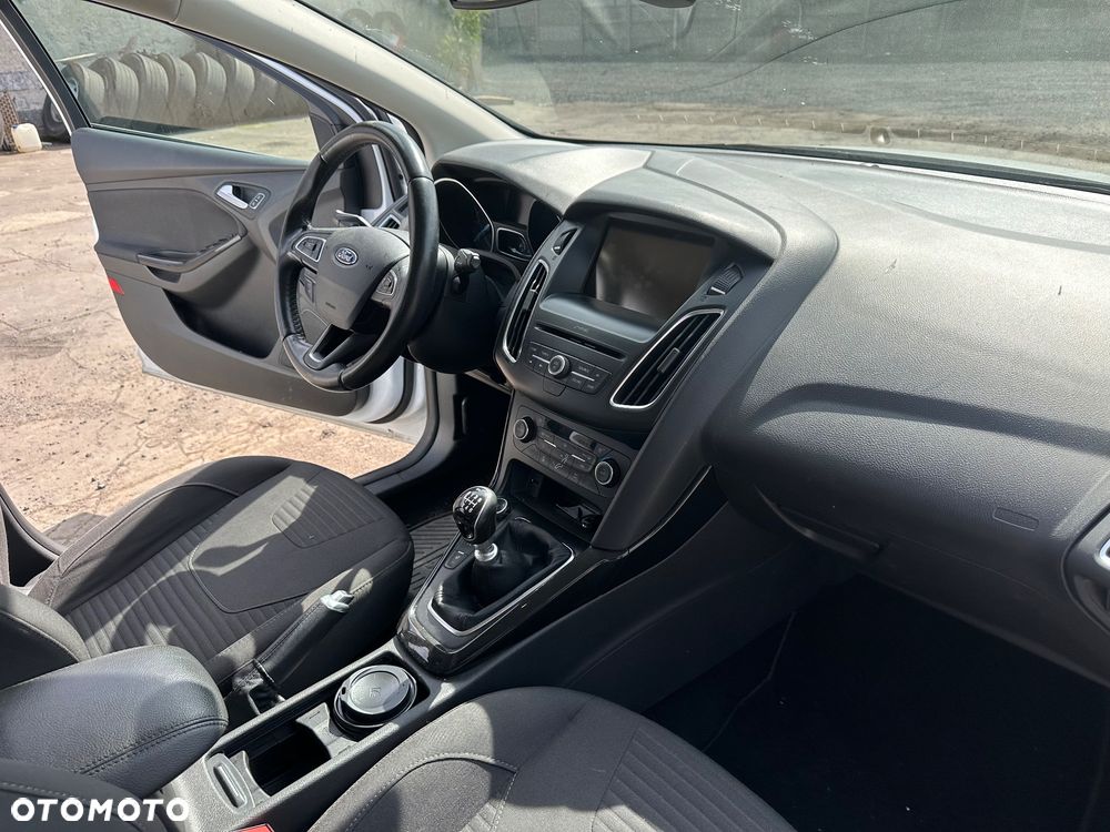 Ford Focus 1.5 TDCi SYNC Edition ASS - 31