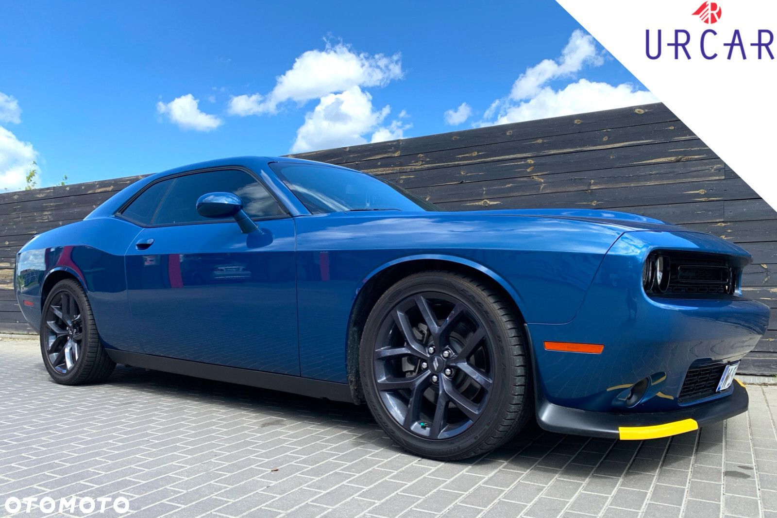 Dodge Challenger - 1