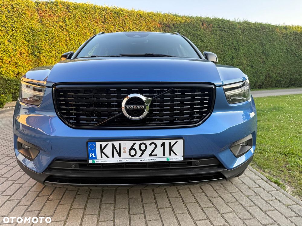 Volvo XC 40 T5 AWD R-Design - 3