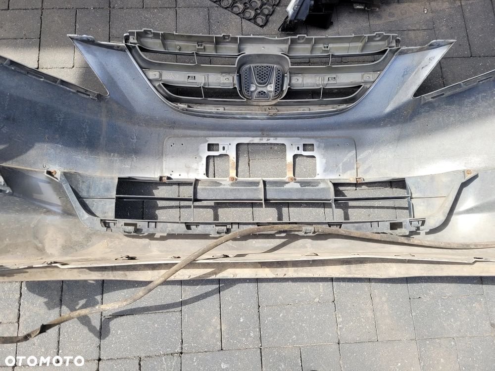 Honda FR-V 2006r Zderzak przod spryskiwacze NH700M - 14