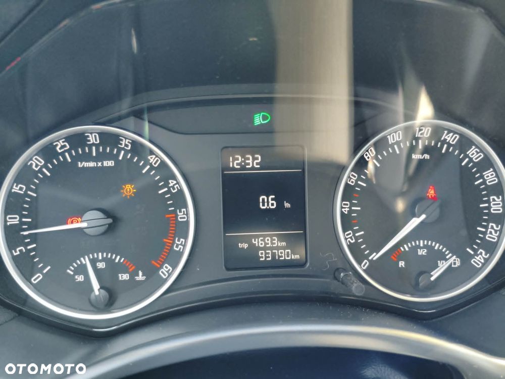 Skoda Octavia 1.6 TDI Ambiente - 24