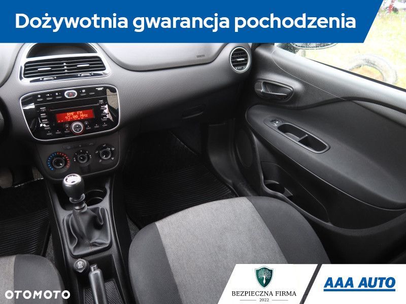 Fiat Punto 2012 - 10