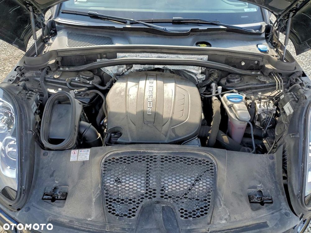 Porsche Macan - 10