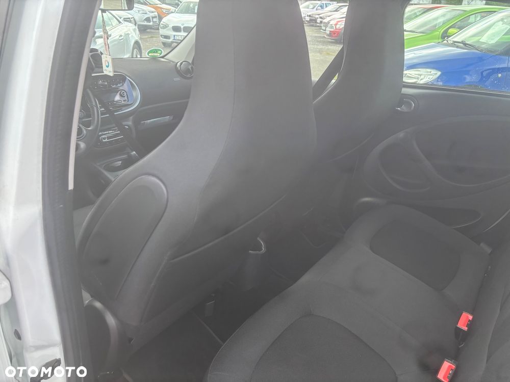 Smart Forfour electric drive passion - 12
