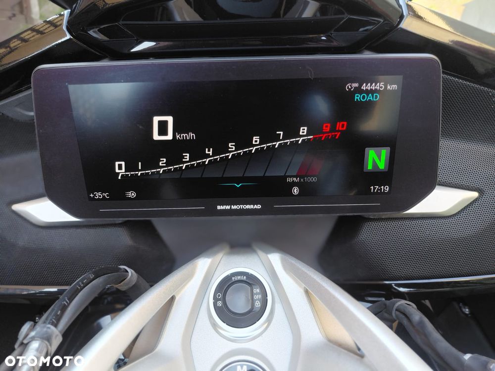 BMW K - 9