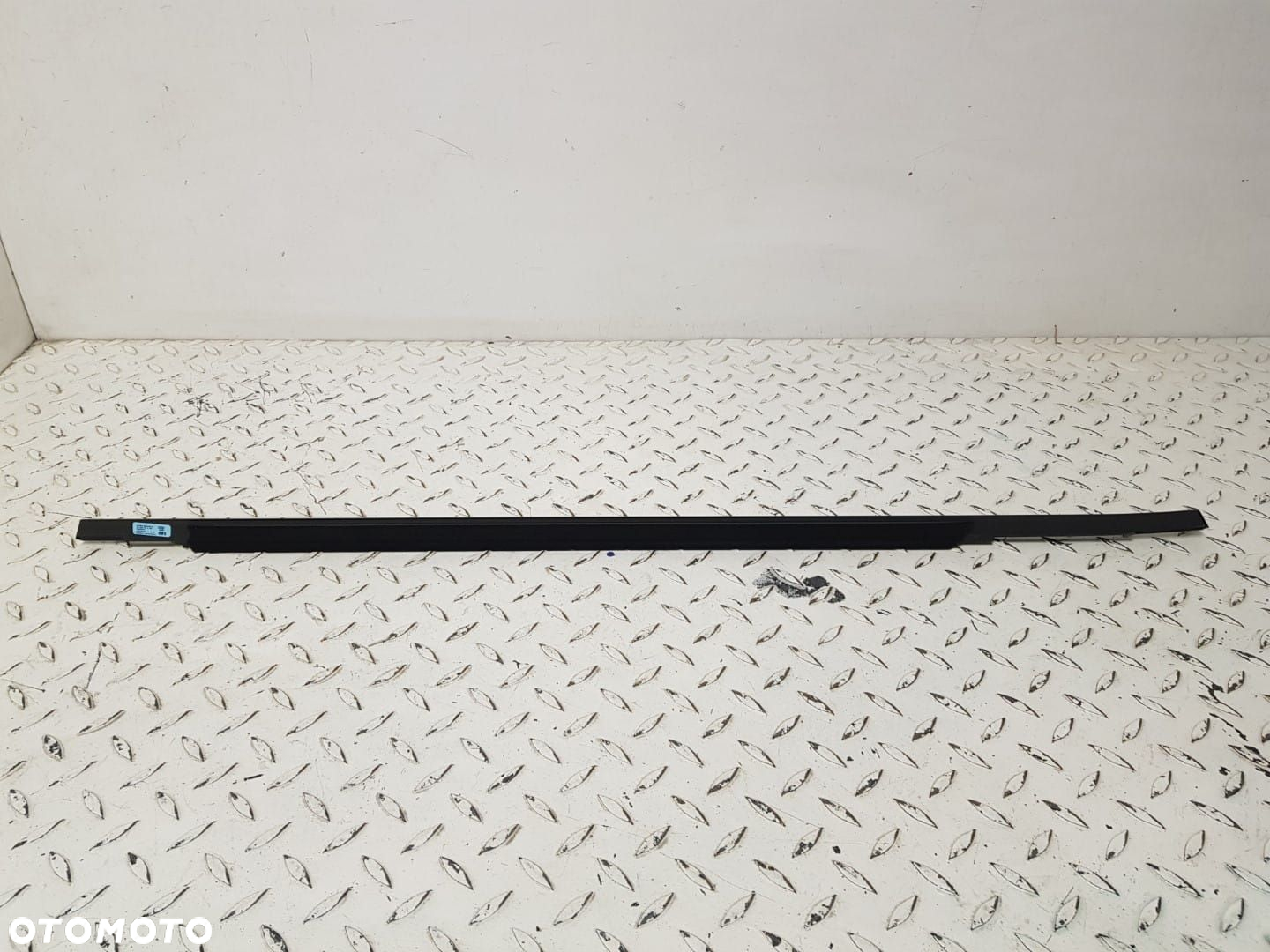 ORYGINALNA NOWA LISTWA ZGARNIAJĄCA DRZWI PRAWA TYLNA PRAWY TYŁ AUDI Q3 II 2 19-25  83F PIANO BLACK - 2