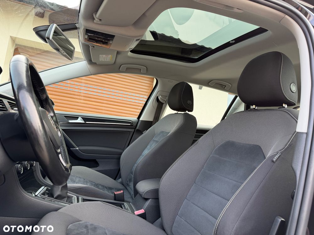 Volkswagen Golf 1.6 TDI DPF Highline - 7