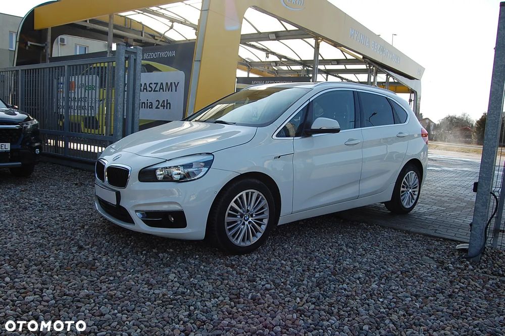 BMW Seria 2 218d GT Luxury Line