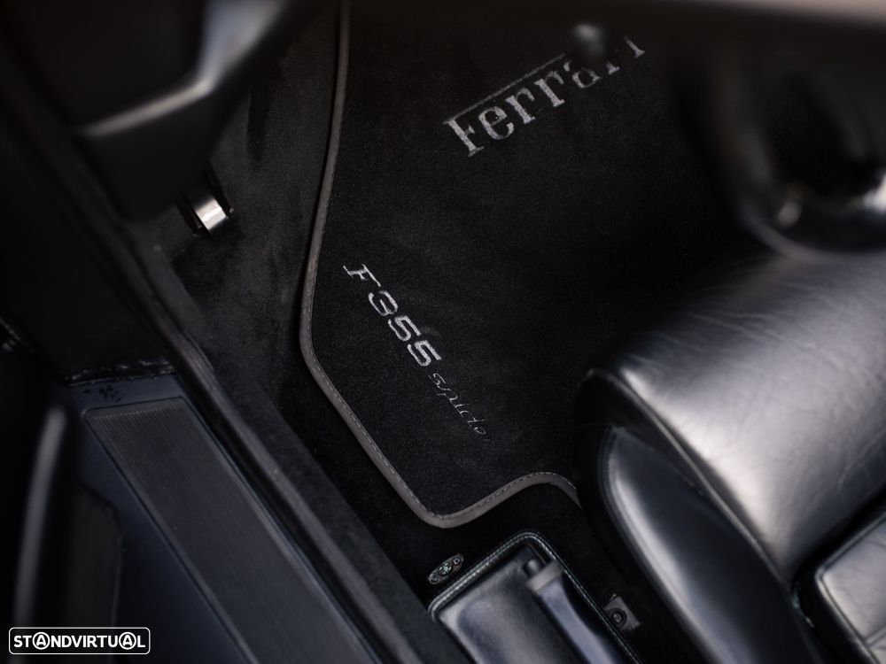 Ferrari 355 Spider - 33