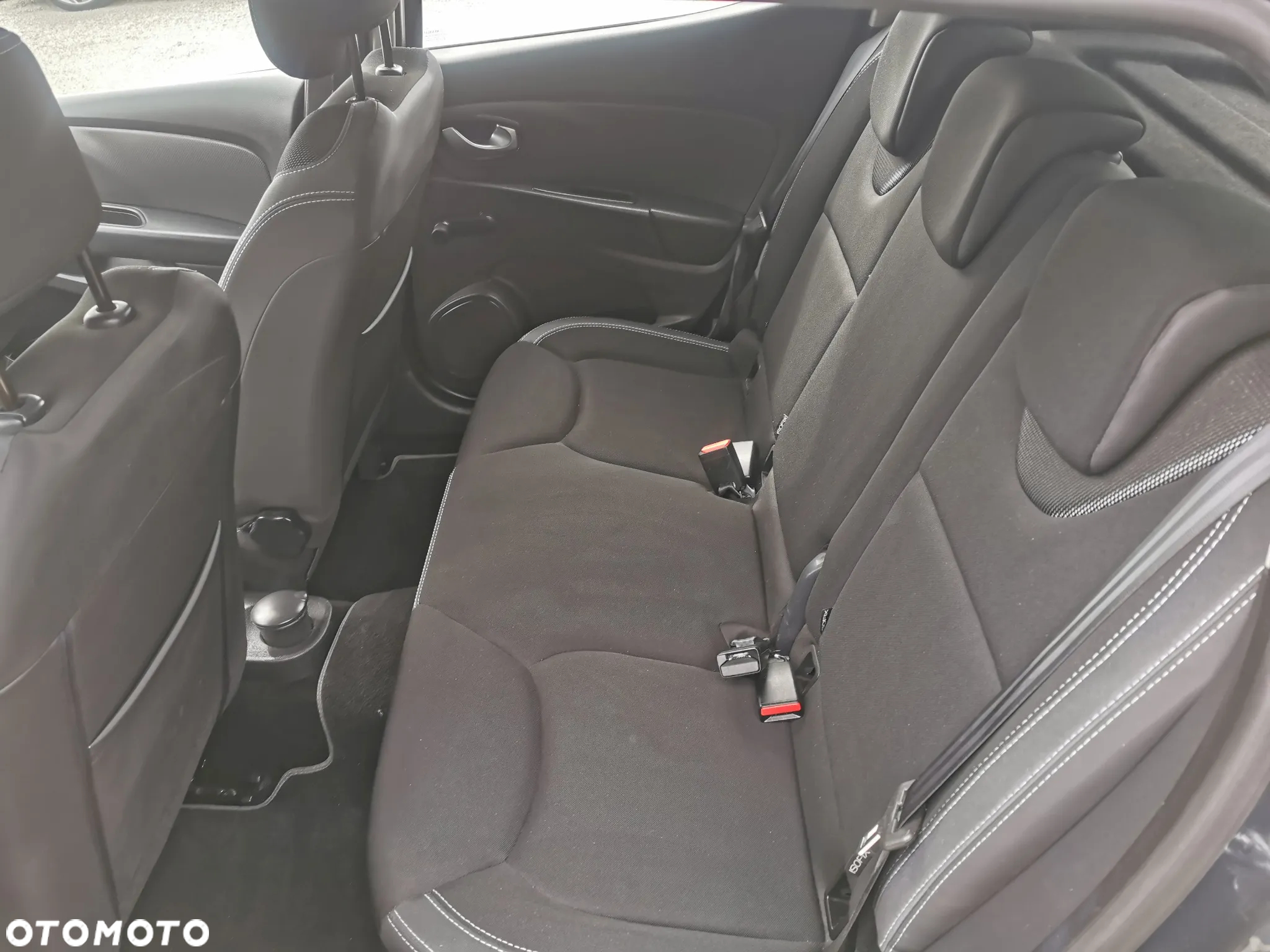 Renault Clio 0.9 Energy TCe Limited 2018 - 16