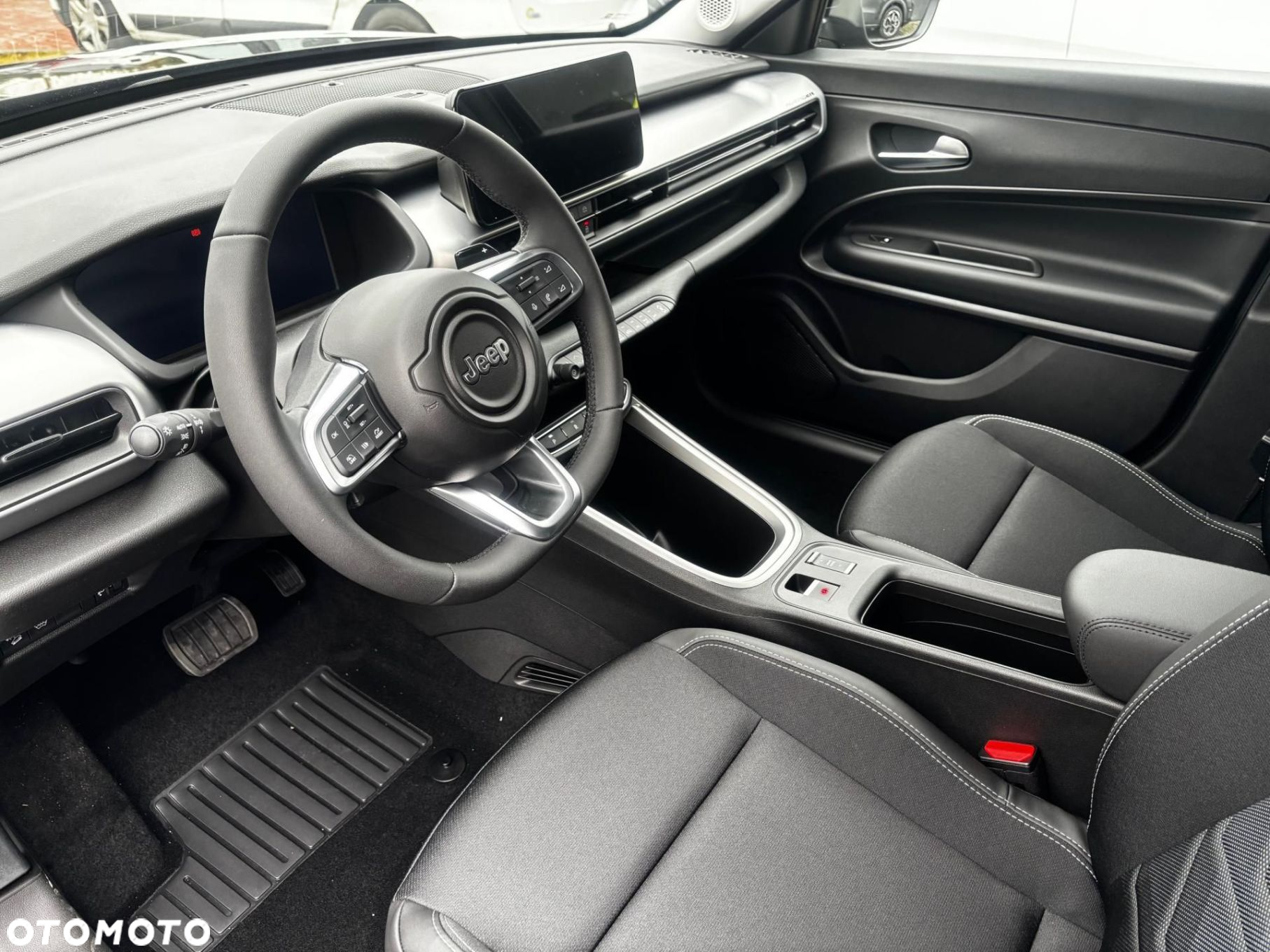 Jeep Avenger - 8