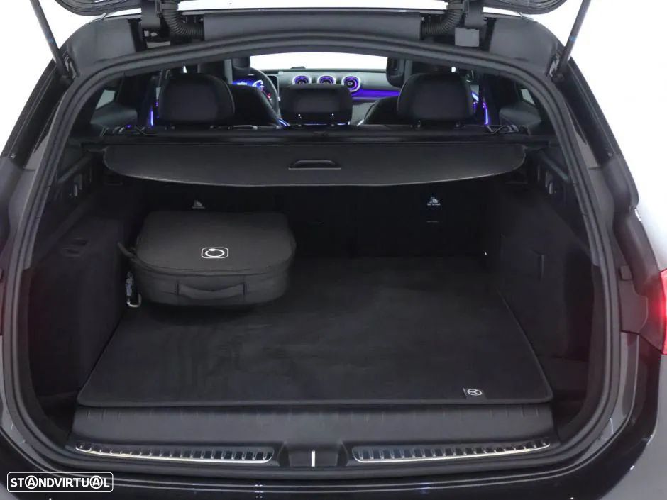 Mercedes-Benz C 300 e AMG Line - 13