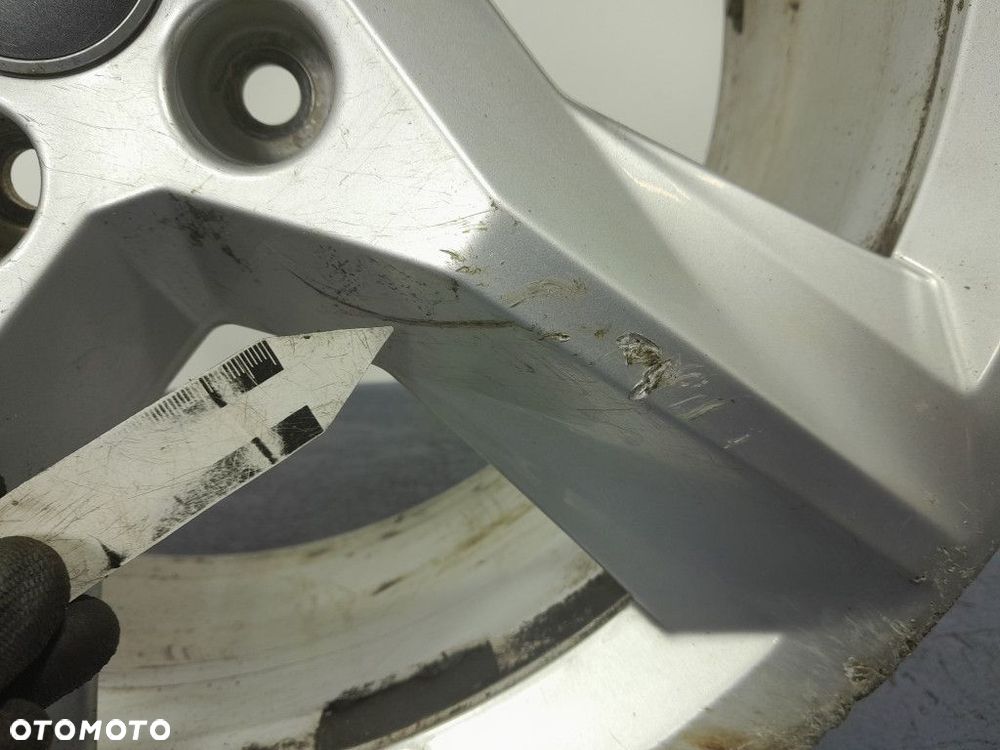 AUDI Q7 II 4M FELGA ALUMINIOWA 8JX19 5X112 ET 28 4M0601025F - 3