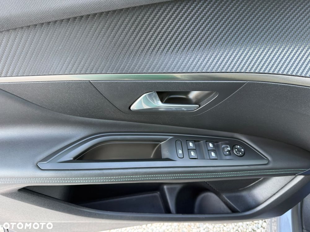 Peugeot 3008 BlueHDi 130 Stop & Start Allure - 19