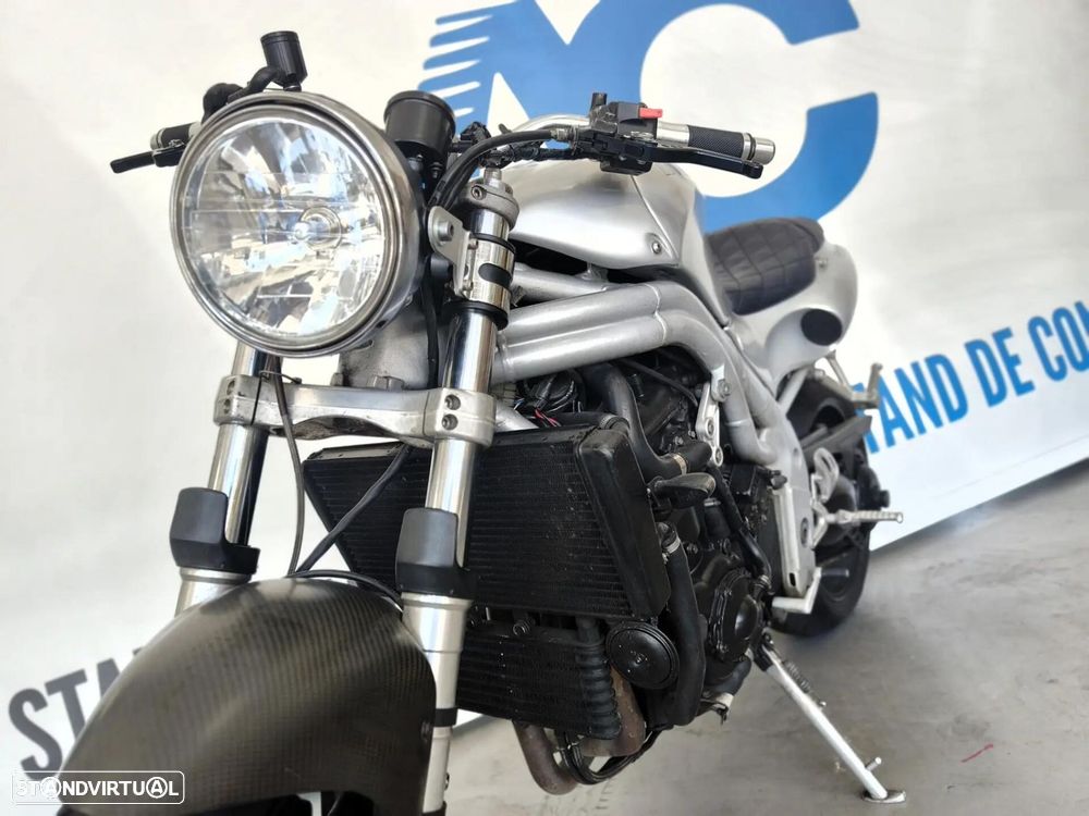 Triumph Daytona - 14