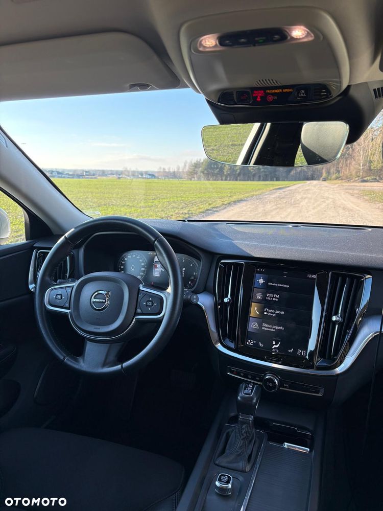Volvo V60 D3 Momentum - 16