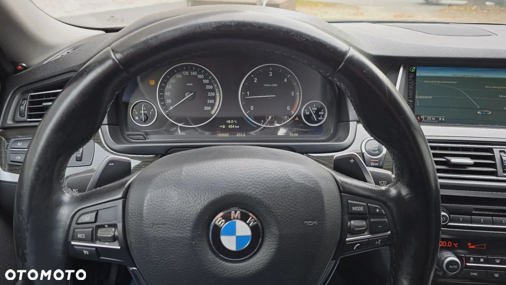 BMW Seria 5 525d Luxury Line - 6